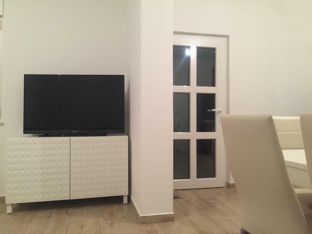 Sea View Apartment With A Huge Terrace Pisak Extérieur photo