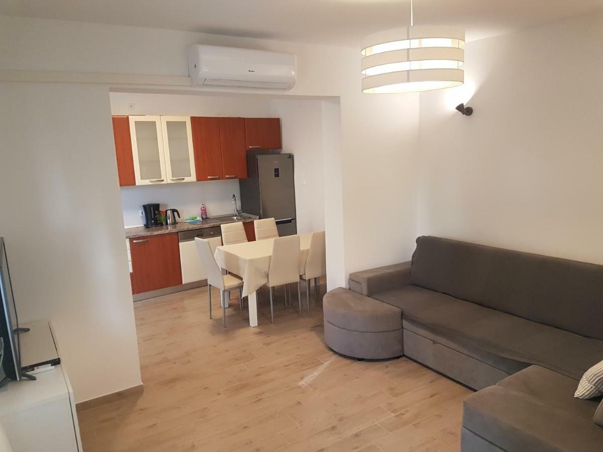 Sea View Apartment With A Huge Terrace Pisak Extérieur photo