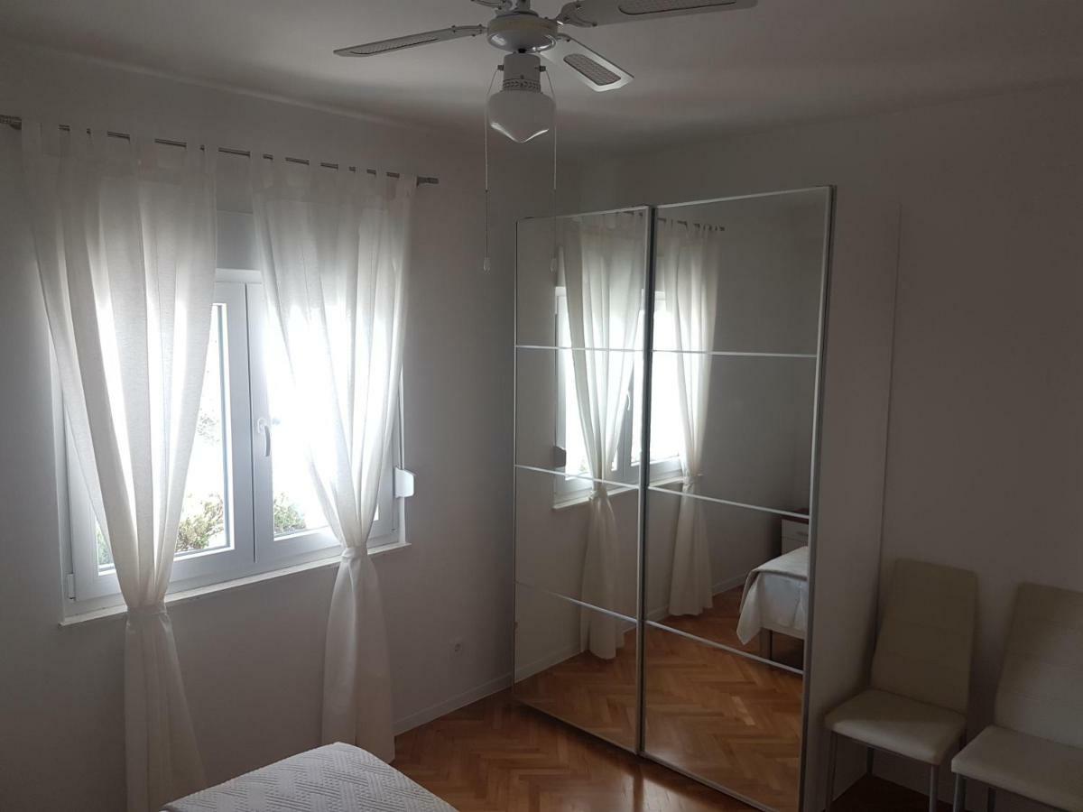 Sea View Apartment With A Huge Terrace Pisak Extérieur photo